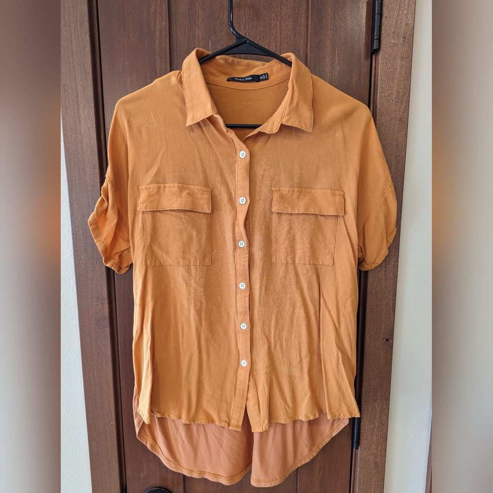 Doe & Rae: Button down